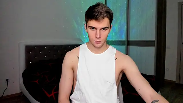 Snapshot of Ian_Connery chatting on December 2024 08:48:01 PM Ian Connery online show from December 2024 08:48:01 PM