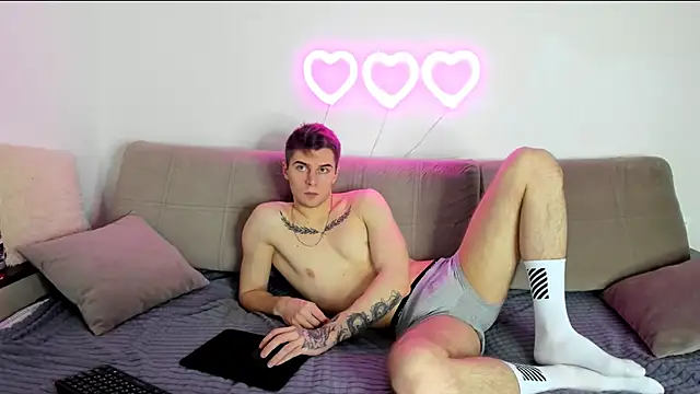 Snapshot of Ian_Connery chatting on February 2025 06:45:01 PM Ian Connery online show from February 2025 06:45:01 PM