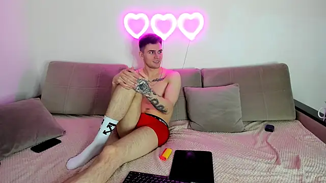 Snapshot of Ian_Connery chatting on February 2025 03:03:02 PM Ian Connery online show from February 2025 03:03:02 PM