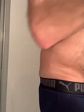 Snapshot of MaxVain chatting on December 2024 02:53:01 AM MaxVain online show from December 2024 02:53:01 AM