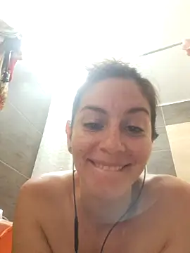 Hanny 24 online show from February 2025 01:17:02 PM