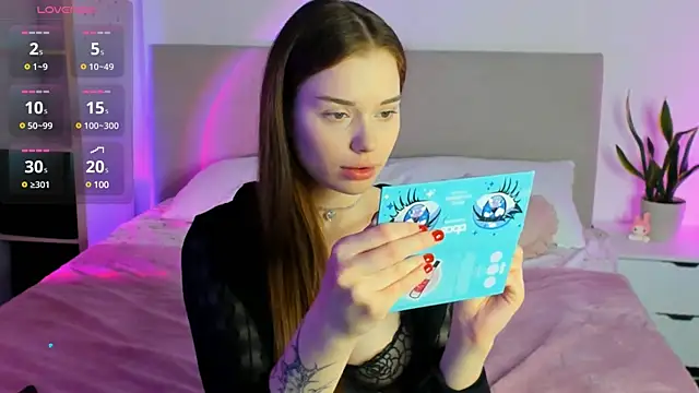 Snapshot of Lisa_Moones chatting on March 2025 02:19:01 PM Lisa Moones online show from March 2025 02:19:01 PM