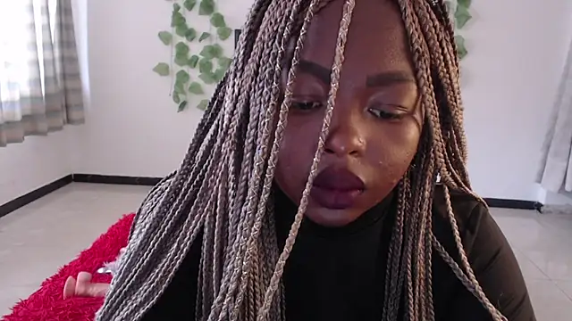  Zooee online show from September 2025 06:07:01 PM