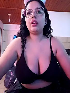 babyluna939 online show from September 2025 04:07:02 PM