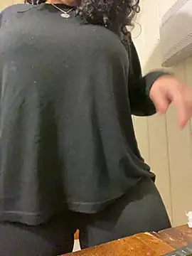 babyluna939 online show from October 2025 08:51:02 PM