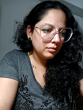 Snapshot of babyluna939 chatting on April 2026 11:21:03 PM babyluna939 online show from April 2026 11:21:03 PM