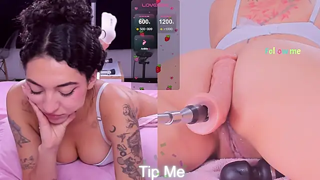 Amellia rous online show from February 2025 10:51:01 PM