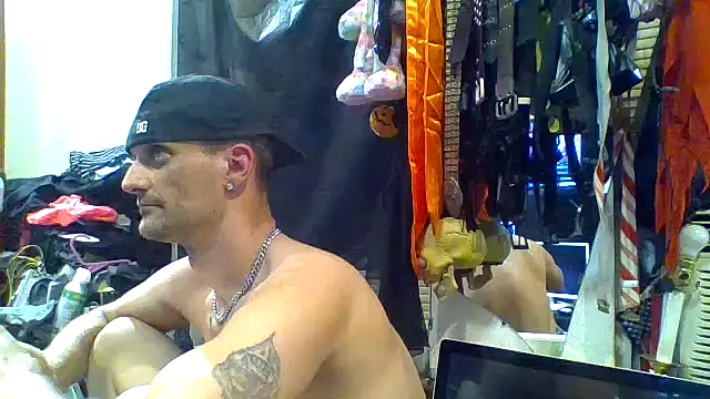 slinginbigD online show from October 2025 01:58:02 AM