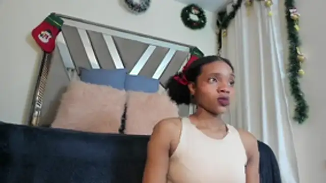 sara williams01 online show from December 2025 01:07:01 PM