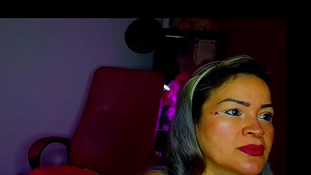 Snapshot of scarletteowens chatting on April 2026 02:24:01 PM scarletteowens online show from April 2026 02:24:01 PM