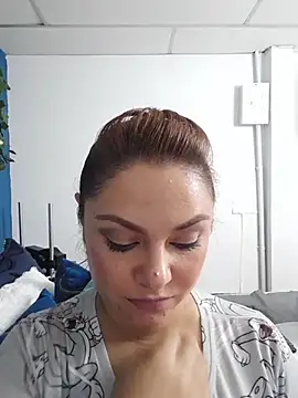 Grey Lorenz11 online show from October 2025 12:46:02 AM