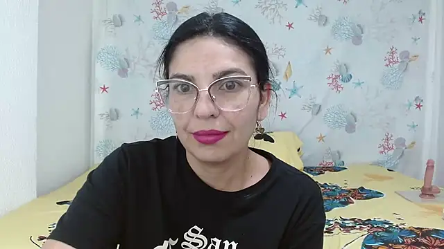 Snapshot of anybellucci43 chatting on December 2024 03:25:02 AM anybellucci43 online show from December 2024 03:25:02 AM