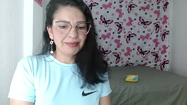 Snapshot of anybellucci43 chatting on December 2024 02:47:02 AM anybellucci43 online show from December 2024 02:47:02 AM