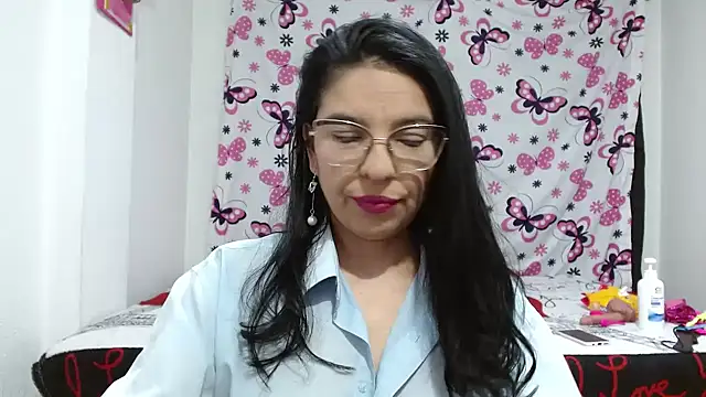 Snapshot of anybellucci43 chatting on February 2025 02:25:01 AM anybellucci43 online show from February 2025 02:25:01 AM