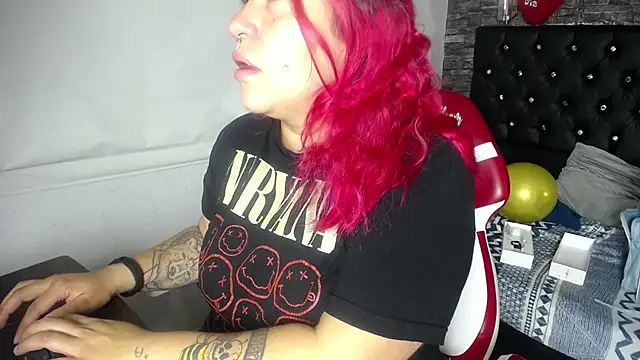 Bruja  Scarlata online show from February 2025 10:59:01 AM