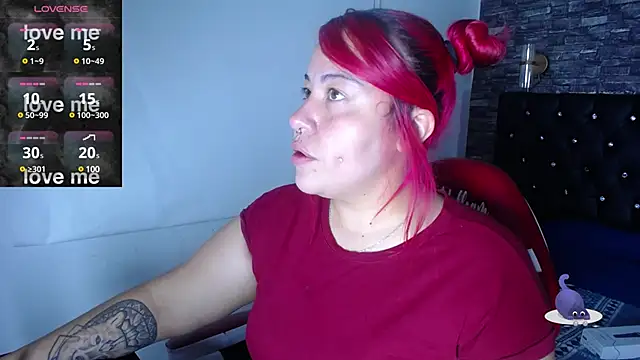 Bruja  Scarlata online show from February 2025 11:35:02 AM