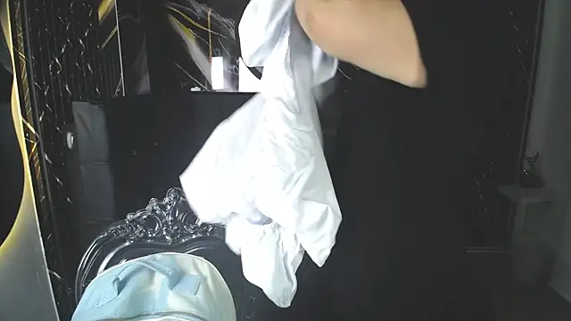 Bruja  Scarlata online show from October 2025 11:10:02 AM