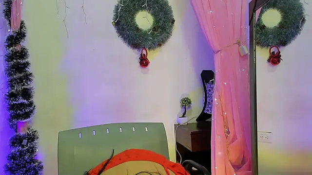 Monica lopez online show from December 2024 06:13:01 PM