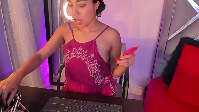 Monica lopez online show from March 2025 07:21:02 PM