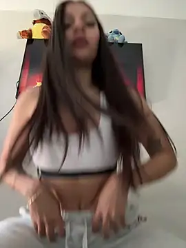 AnitaKariri online show from March 2026 01:11:01 PM