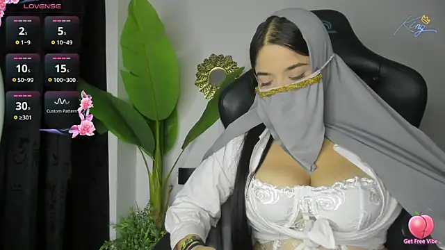 janna isa online show from July 2026 08:55:02 PM