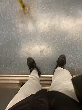 Snapshot of benben190 chatting on February 2025 04:42:01 AM benben190 online show from February 2025 04:42:01 AM