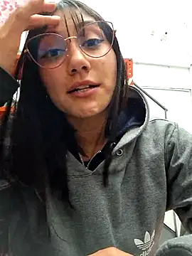 Snapshot of Chloe_Brownx chatting on March 2025 08:20:02 PM Chloe Brownx online show from March 2025 08:20:02 PM