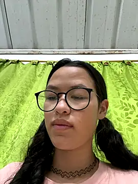 celesteguz online show from November 2025 11:43:02 AM