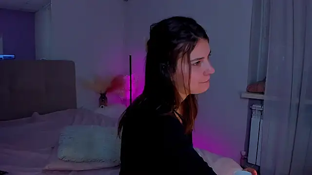 Laura Leee online show from March 2025 09:31:02 AM