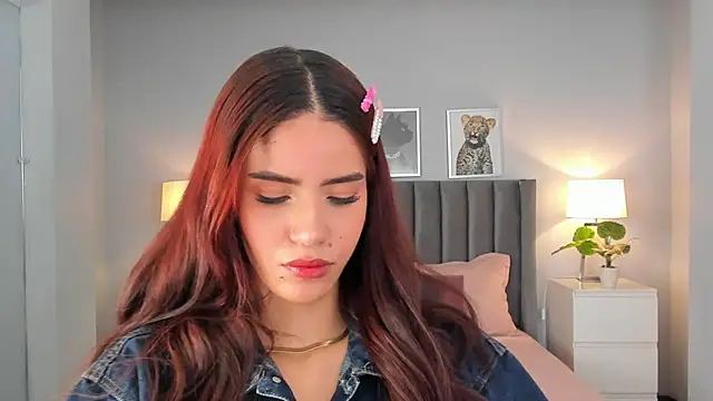 Madie  collins online show from February 2025 11:49:02 AM