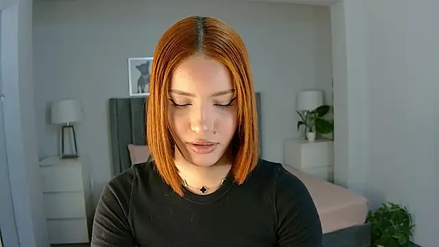 Madie  collins online show from March 2026 12:22:01 PM