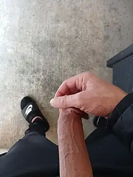 Snapshot of casper0303 chatting on April 2026 01:24:02 PM casper0303 online show from April 2026 01:24:02 PM