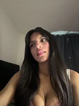 Snapshot of Dulceeany chatting on March 2026 03:34:01 AM Dulceeany online show from March 2026 03:34:01 AM