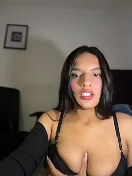 Dulceeany online show from July 2026 01:43:02 PM