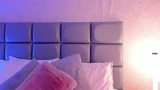 SpicySugar  online show from April 2026 08:10:02 PM