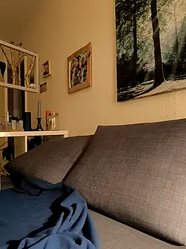 OdinWolf1990 online show from February 2025 08:20:02 PM