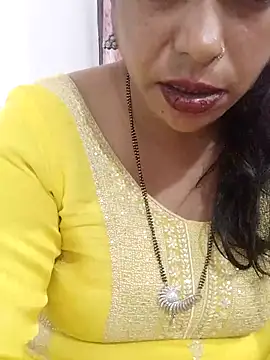 Snapshot of Urmila_bhabhii chatting on March 2026 05:55:02 AM Urmila bhabhii online show from March 2026 05:55:02 AM