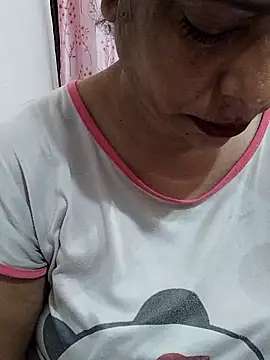 Snapshot of Urmila_bhabhii chatting on March 2026 03:31:01 AM Urmila bhabhii online show from March 2026 03:31:01 AM