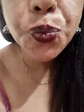 Snapshot of Urmila_bhabhii chatting on March 2026 02:29:01 PM Urmila bhabhii online show from March 2026 02:29:01 PM