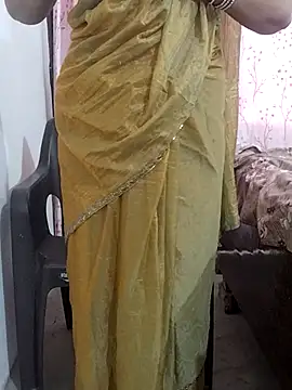 Snapshot of Urmila_bhabhii chatting on April 2026 02:39:01 AM Urmila bhabhii online show from April 2026 02:39:01 AM