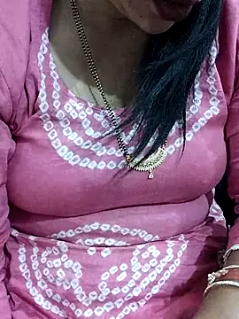 Snapshot of Urmila_bhabhii chatting on April 2026 04:36:02 PM Urmila bhabhii online show from April 2026 04:36:02 PM