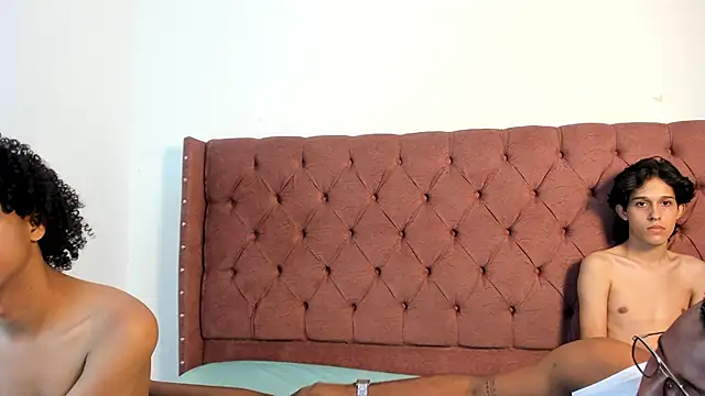 Snapshot of jony_honey chatting on October 2025 01:17:02 PM jony honey online show from October 2025 01:17:02 PM