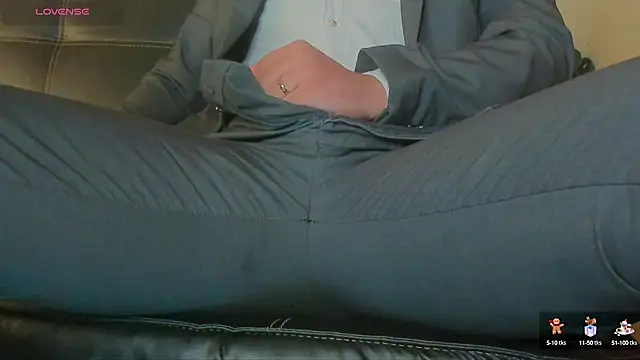 Snapshot of MrLonely02 chatting on December 2024 11:00:01 PM MrLonely02 online show from December 2024 11:00:01 PM