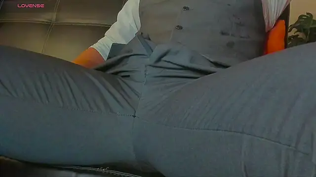 Snapshot of MrLonely02 chatting on January 2025 03:47:01 AM MrLonely02 online show from January 2025 03:47:01 AM