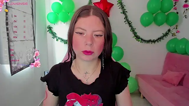 Snapshot of Susana_garcia_ chatting on December 2024 03:27:01 PM Susana garcia  online show from December 2024 03:27:01 PM