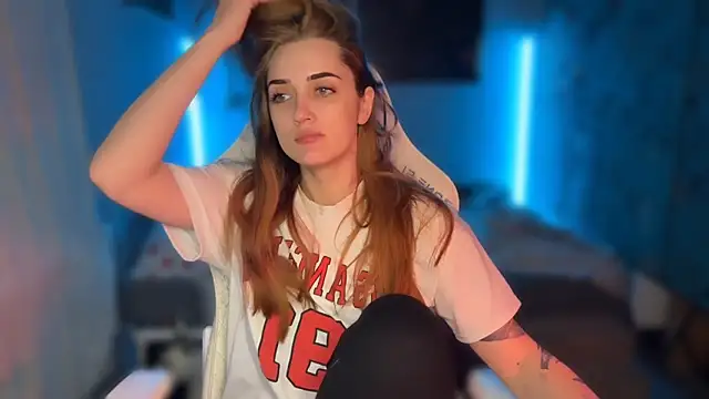 Snapshot of _dota2_ chatting on March 2026 05:27:01 PM dota2 online show from March 2026 05:27:01 PM