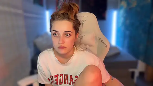 Snapshot of _dota2_ chatting on March 2026 07:41:02 PM dota2 online show from March 2026 07:41:02 PM