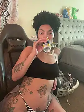 butterflybootyy online show from December 2024 08:07:01 PM