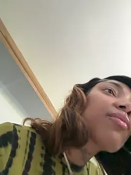 butterflybootyy online show from September 2025 03:12:01 PM