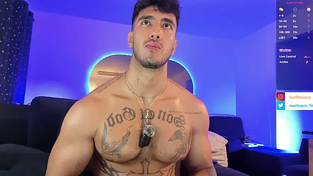 Snapshot of JACOB_MARTINS chatting on March 2025 05:20:02 AM JACOB MARTINS online show from March 2025 05:20:02 AM